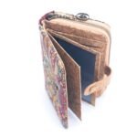 Caja de Regalo, Billetera con broche - Imagen 9